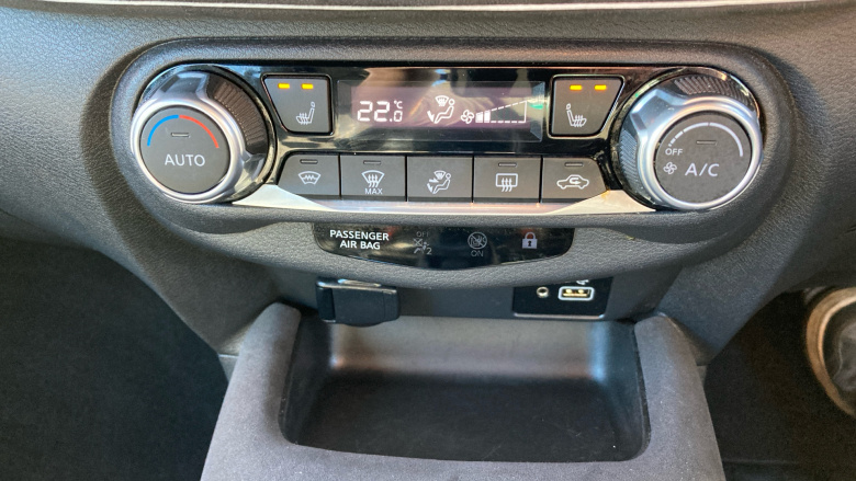 Nissan Juke 1.0 DiG-T 114 Tekna+ 5dr DCT Petrol Hatchback